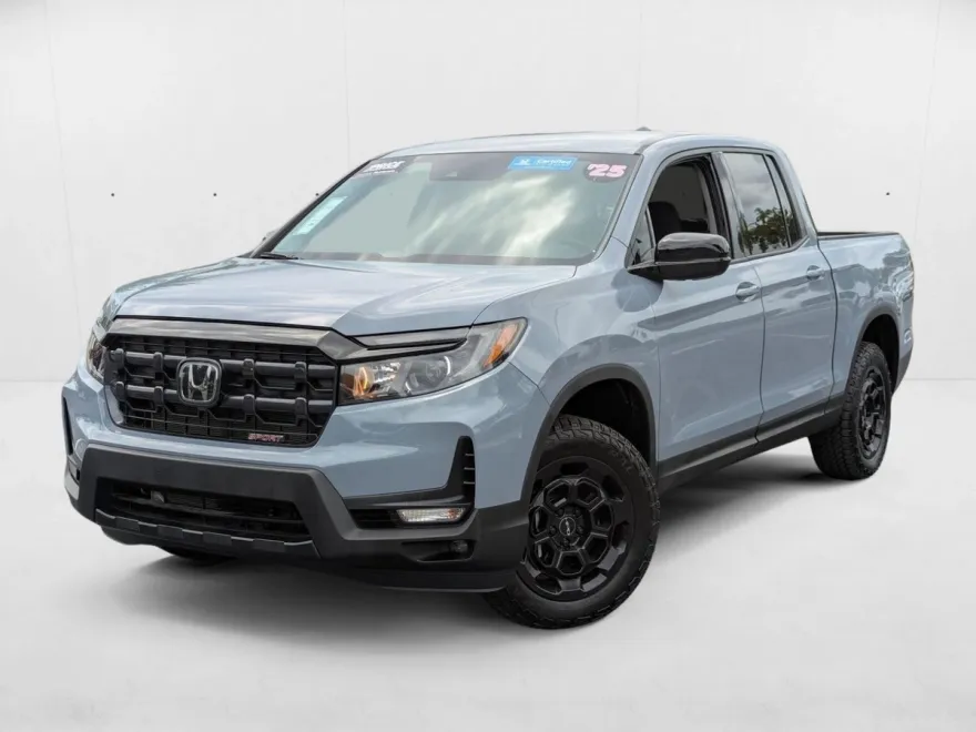 2025 Honda Ridgeline Sport photo 1