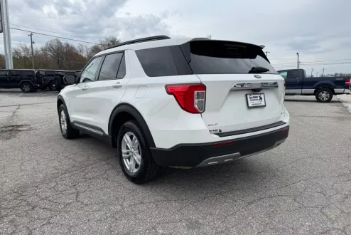 2022 Ford Explorer XLT photo 3