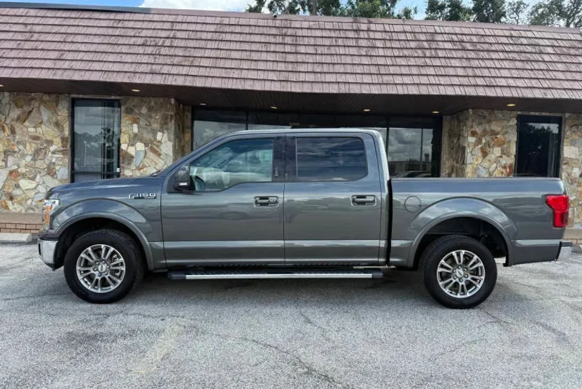 2020 Ford F-150 Lariat photo 1