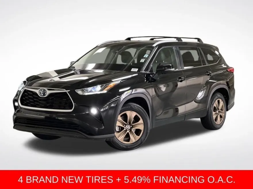 2023 Toyota Highlander Hybrid Bronze Edition photo 1