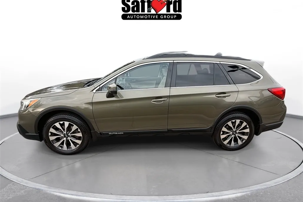 2015 Subaru Outback 2.5i photo 1