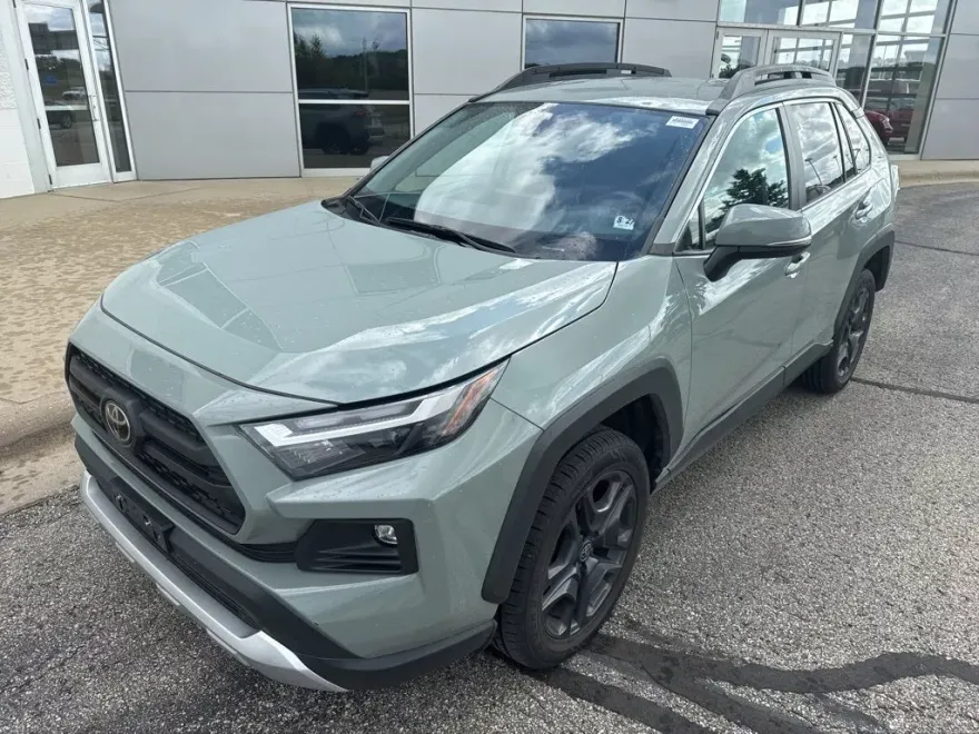 2022 Toyota RAV4 Adventure photo 1