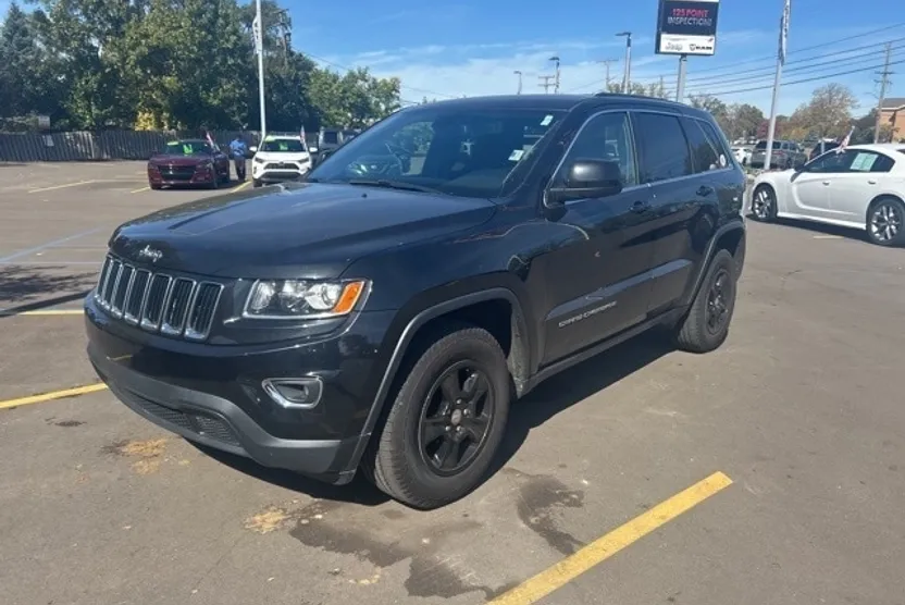 2016 Jeep Grand Cherokee Laredo photo 1