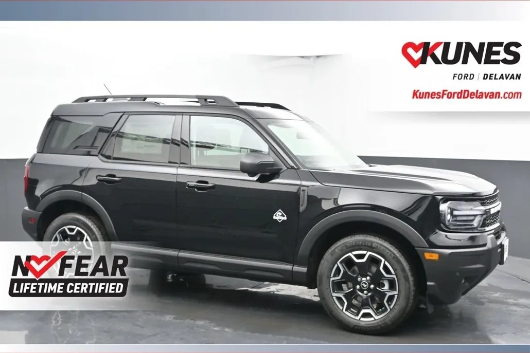 2025 Ford Bronco Sport Outer Banks photo 1