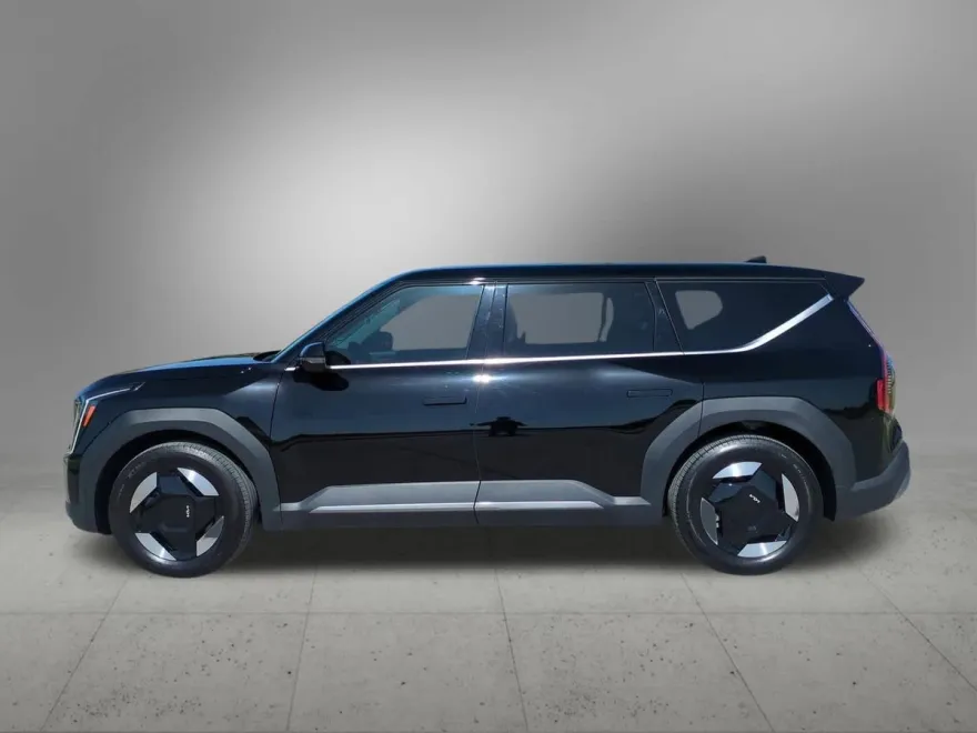 2024 Kia EV9 Light Long Range photo 1