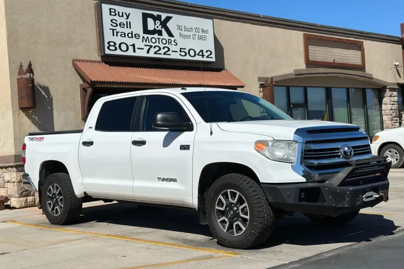 2017 Toyota Tundra SR5 TRD Pro photo 1