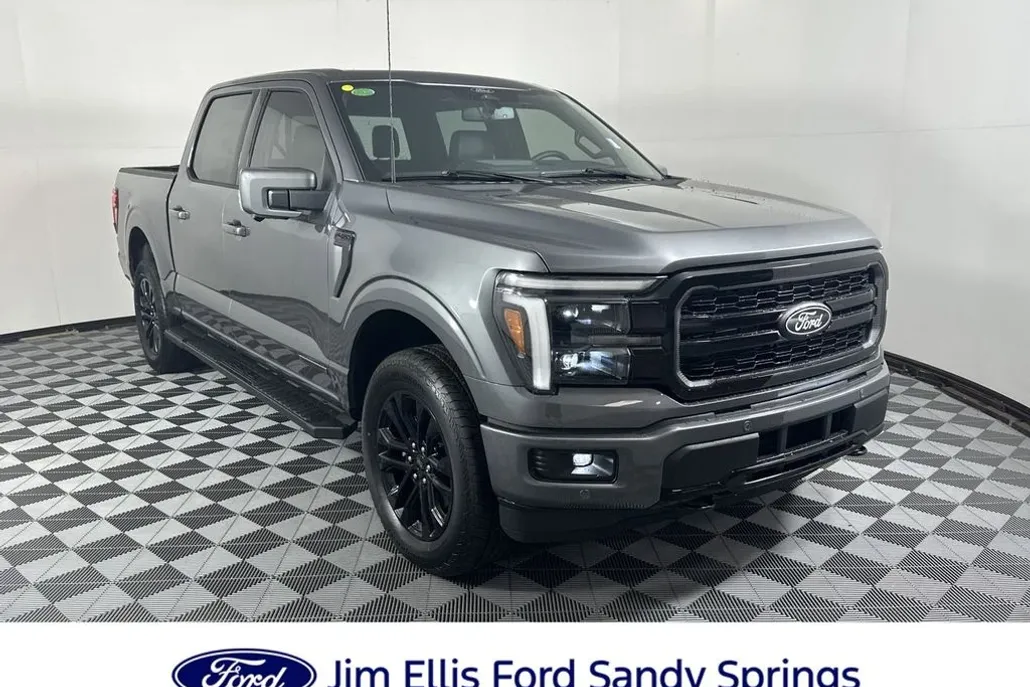 2025 Ford F-150 Lariat photo 1