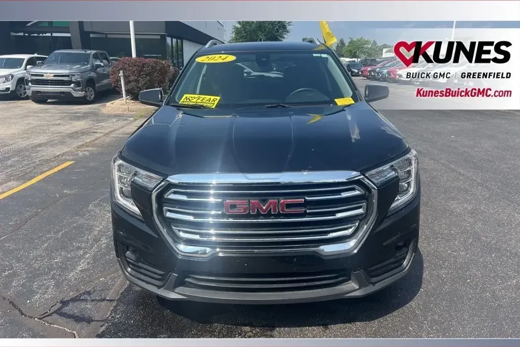 2024 Gmc Terrain SLT photo 1