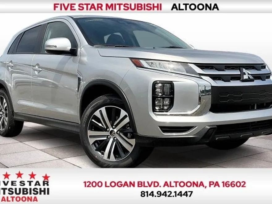 2025 Mitsubishi Outlander Sport SE photo 1