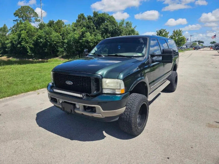 2003 Ford Excursion Limited photo 1