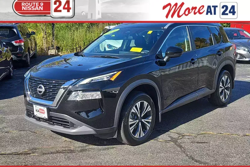 2022 Nissan Rogue SV photo 1