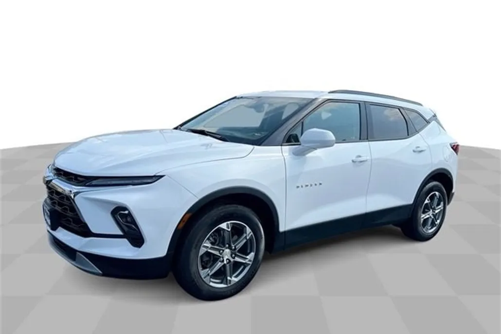 2023 Chevrolet Blazer 2LT photo 1