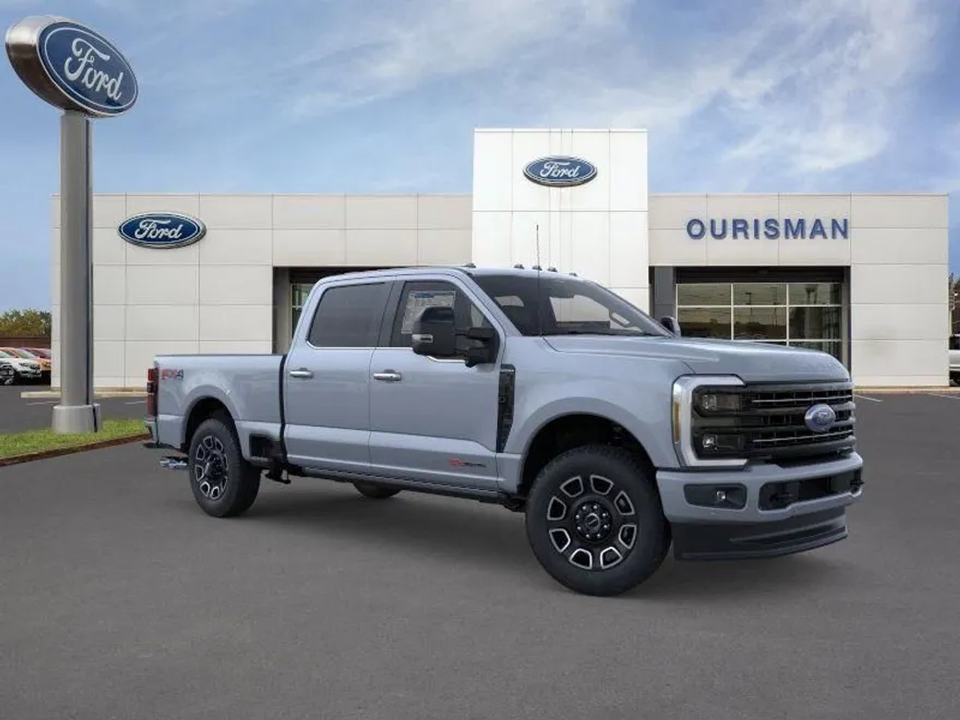2026 Ford F-250 Platinum photo 1