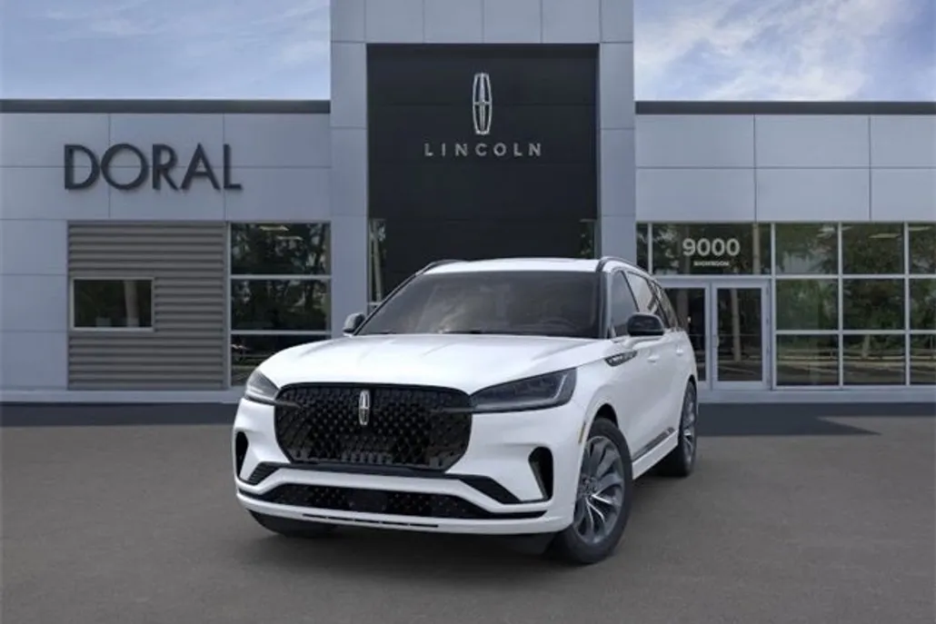 2025 Lincoln Aviator Premiere photo 1