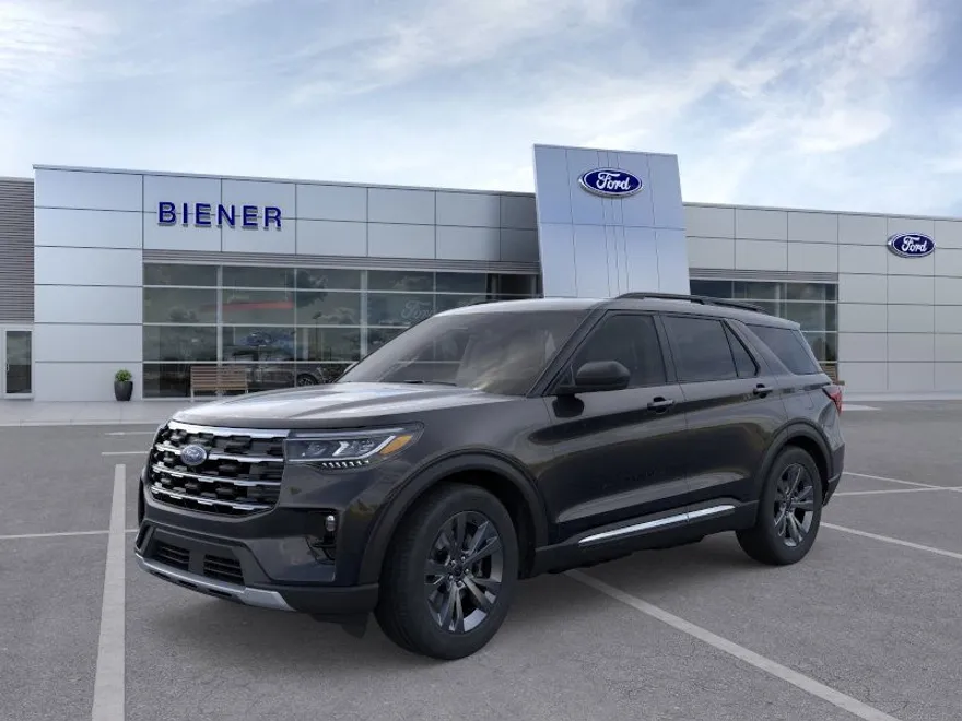 2025 Ford Explorer photo 1