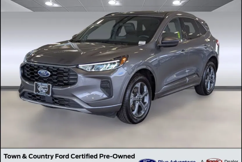 2024 Ford Escape ST-Line photo 1
