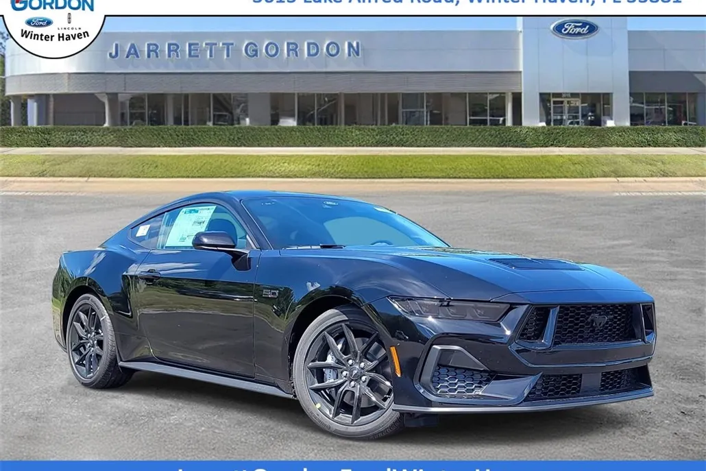 2025 Ford Mustang GT photo 1