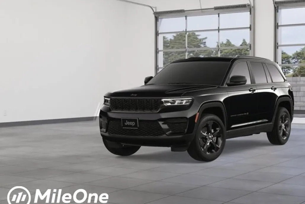 2025 Jeep Grand Cherokee Laredo photo 1
