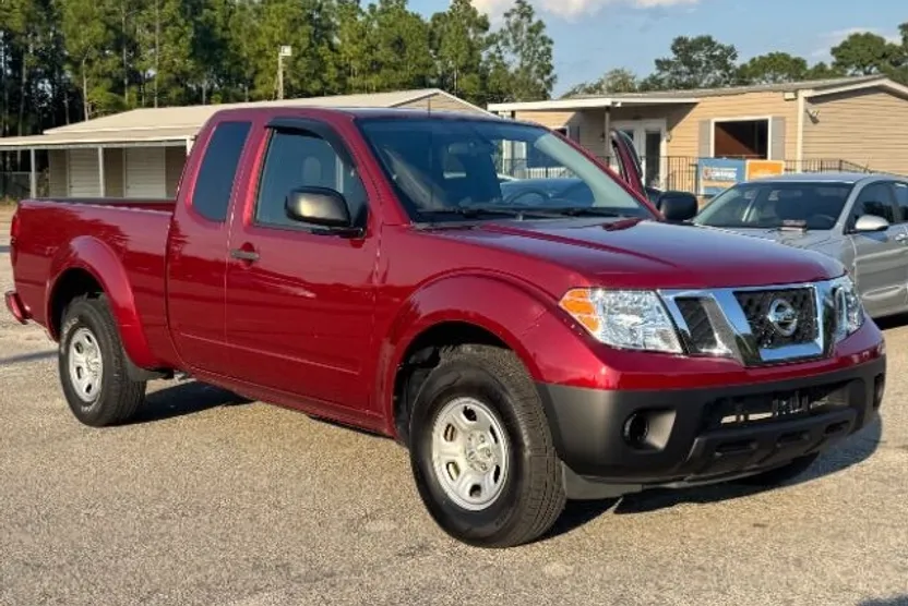 2019 Nissan Frontier S photo 1