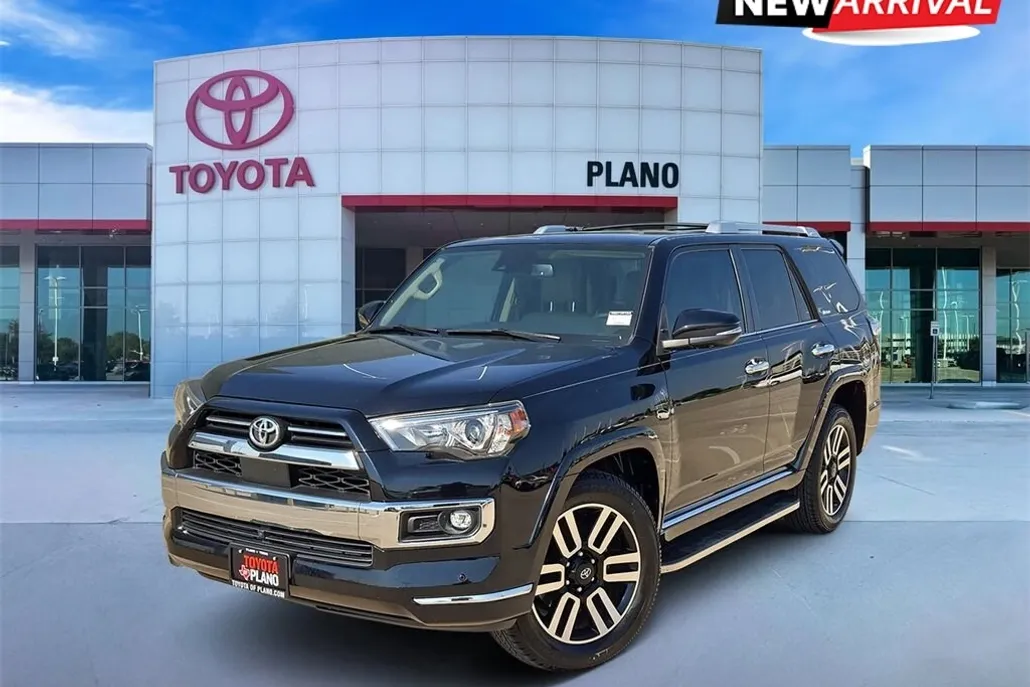 2022 Toyota 4Runner Limited photo 1