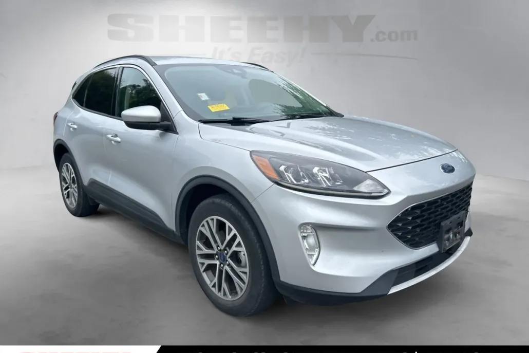 2020 Ford Escape SEL photo 1