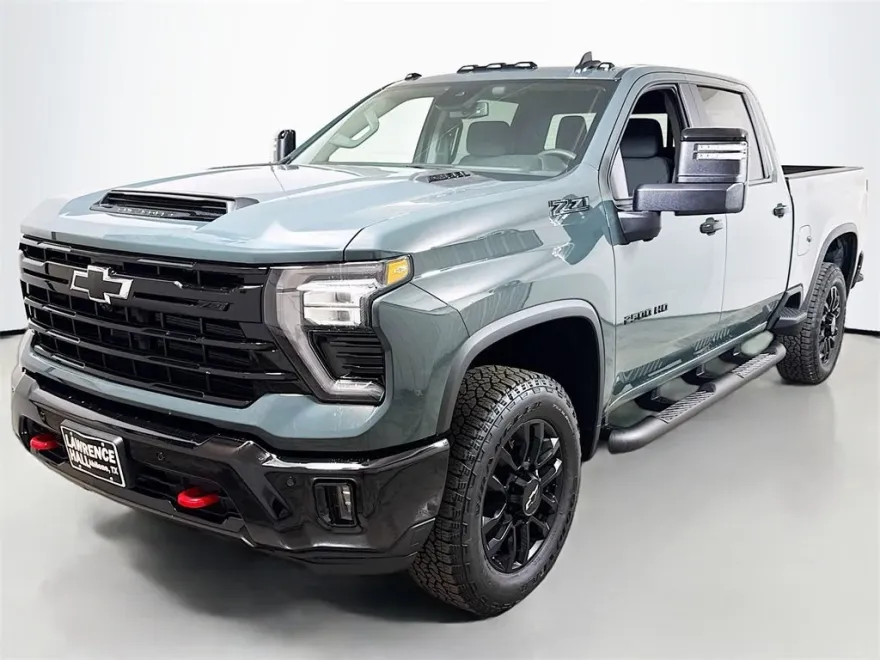 2026 Chevrolet Silverado 2500HD LT photo 1