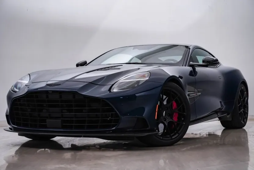 2025 Aston Martin Vanquish AM7 photo 1