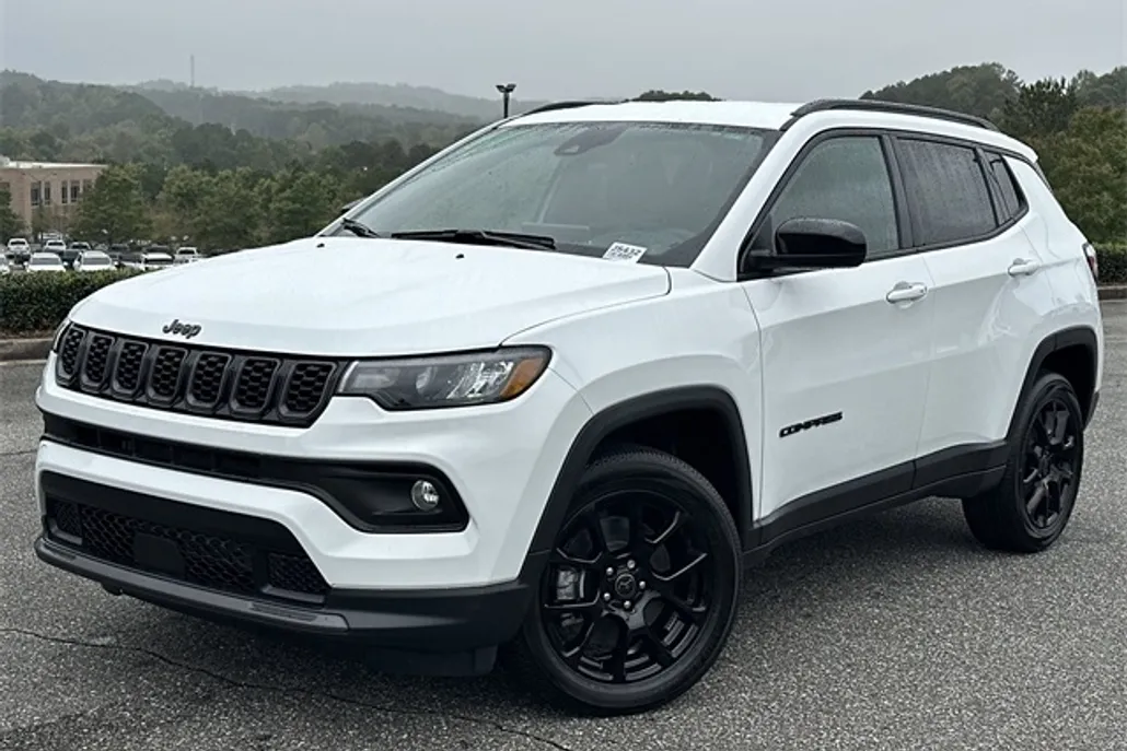 2026 Jeep Compass Latitude photo 1