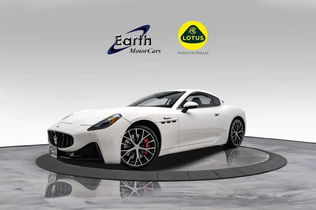 2024 Maserati Granturismo Modena photo 1
