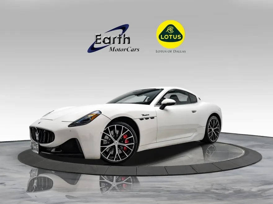 2024 Maserati Granturismo Modena photo 1