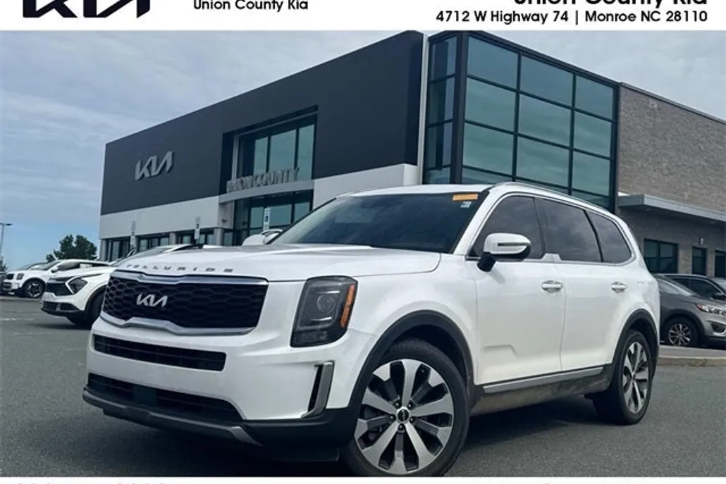 2022 Kia Telluride S photo 1