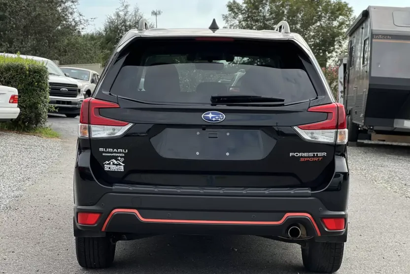 2021 Subaru Forester Sport photo 1