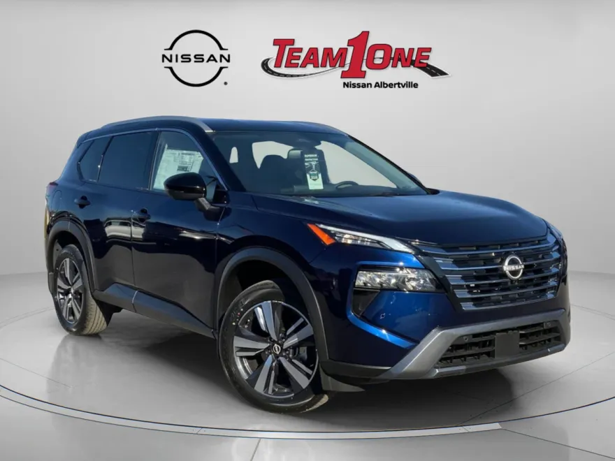 2025 Nissan Rogue SL photo 1