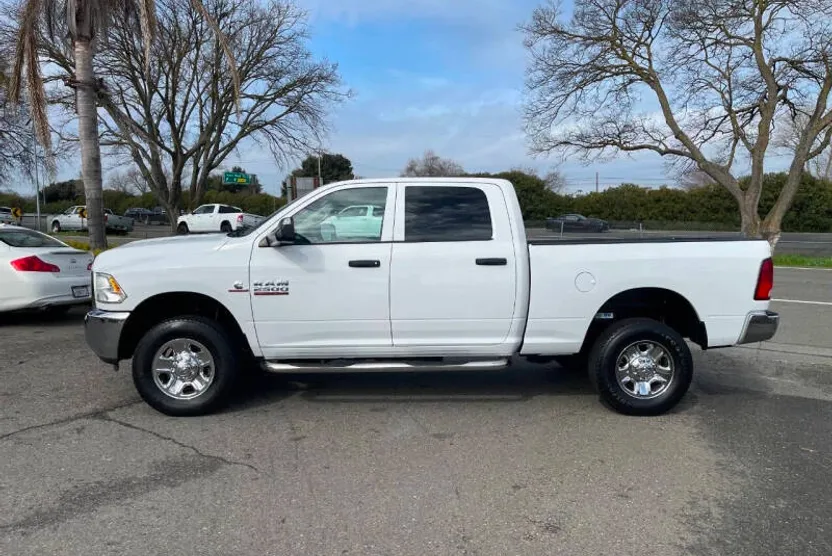 2015 Ram 2500 Tradesman photo 1