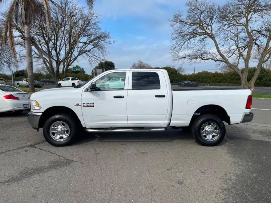 2015 Ram 2500 Tradesman photo 1