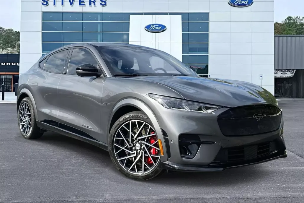 2023 Ford Mustang Mach-E GT photo 1