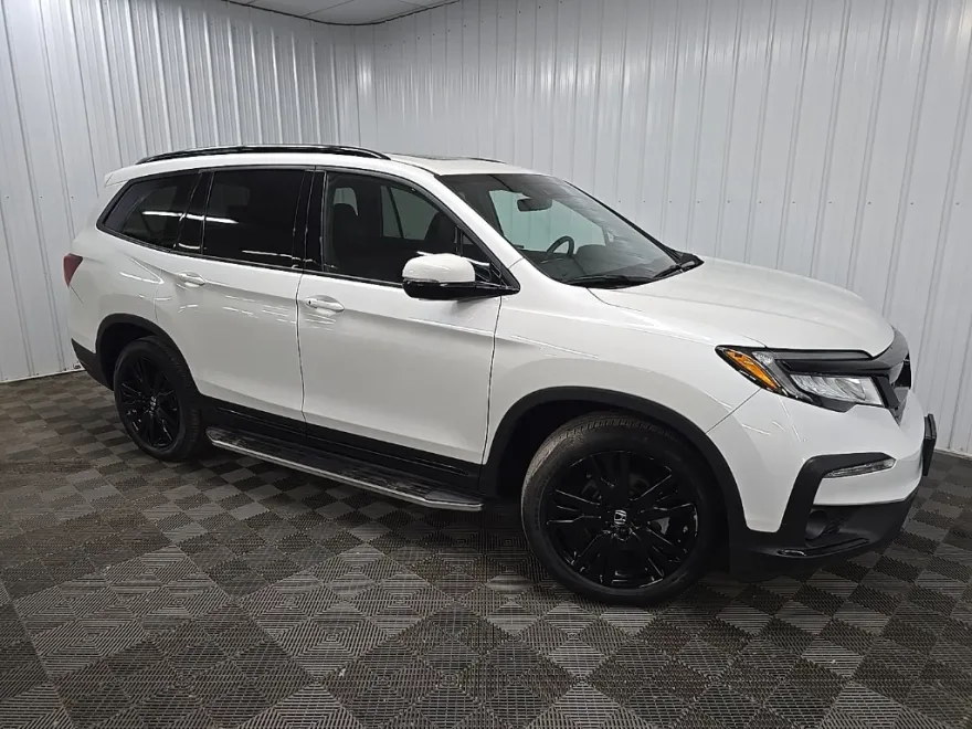 2022 Honda Pilot Black Edition photo 1