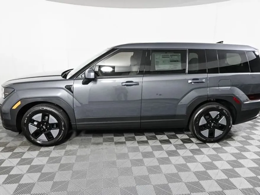 2026 Hyundai Santa Fe SE photo 1