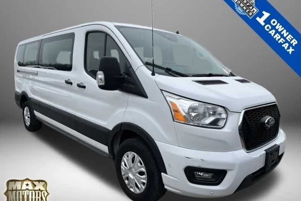 2022 Ford Transit photo 1