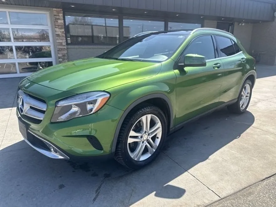 2017 Mercedes Benz GLA 250 photo 1