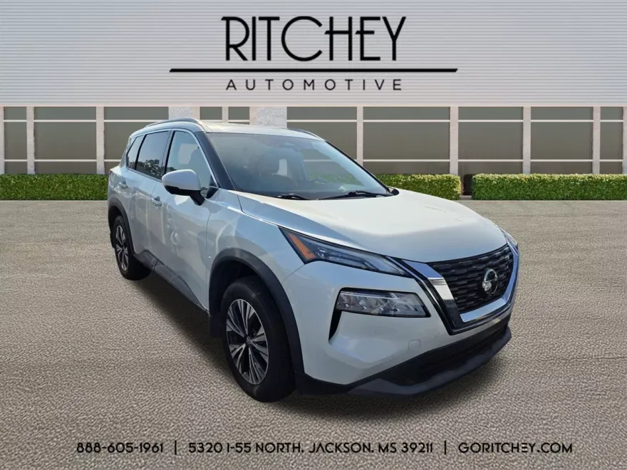 2021 Nissan Rogue SV photo 1