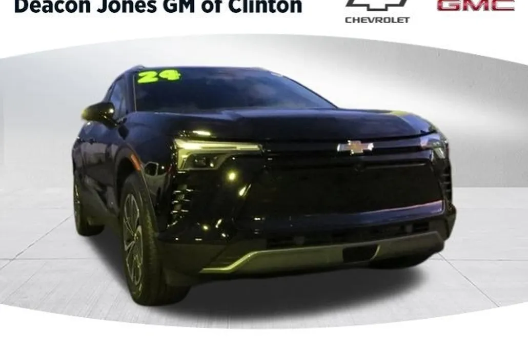 2024 Chevrolet Blazer EV photo 1