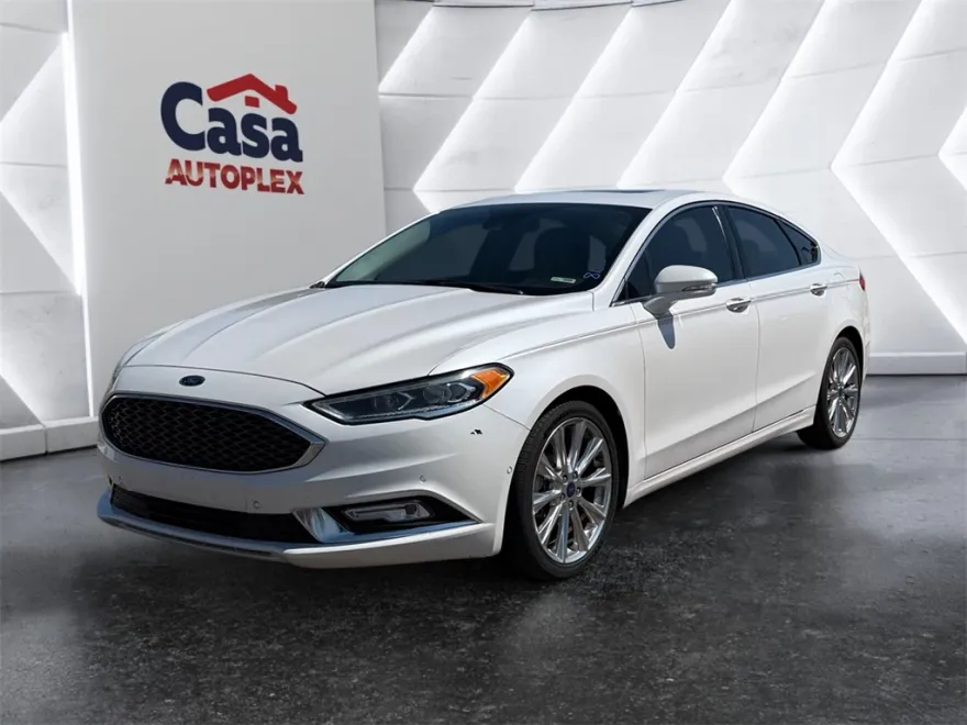 2017 Ford Fusion Platinum photo 1