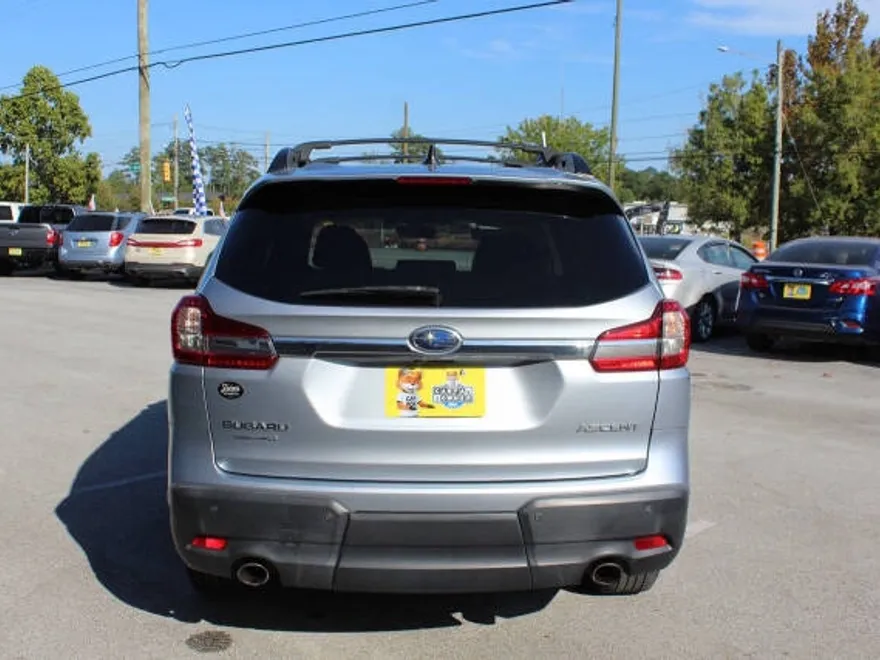 2019 Subaru Ascent Premium photo 1