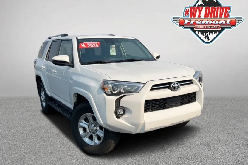 2024 Toyota 4Runner SR5 photo 1