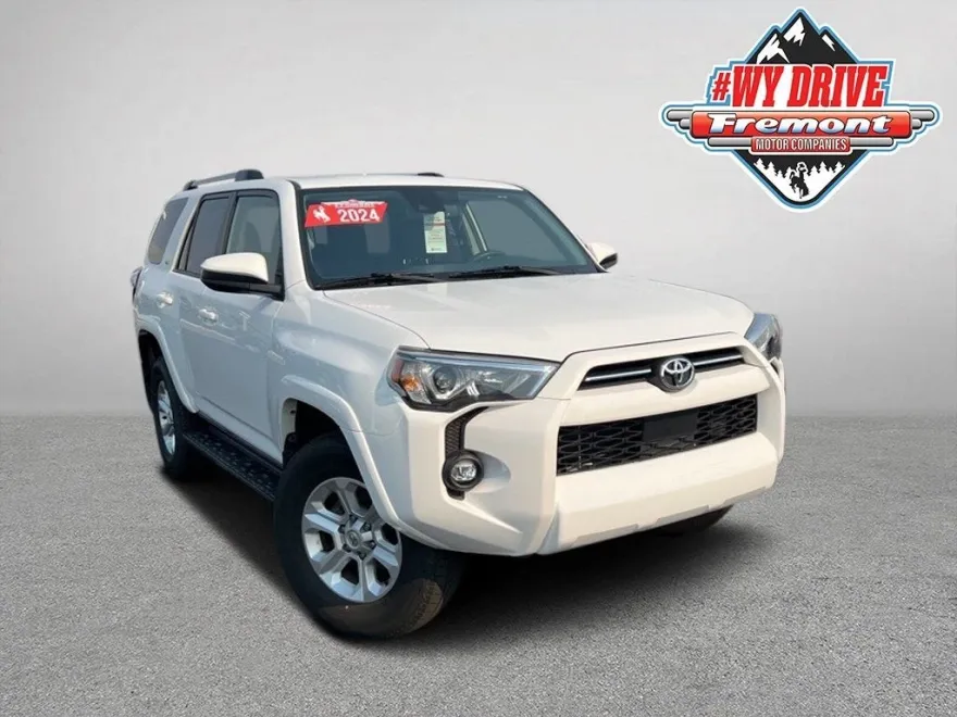 2024 Toyota 4Runner SR5 photo 1