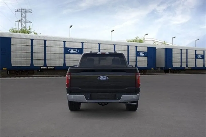 2025 Ford F-150 XL photo 1