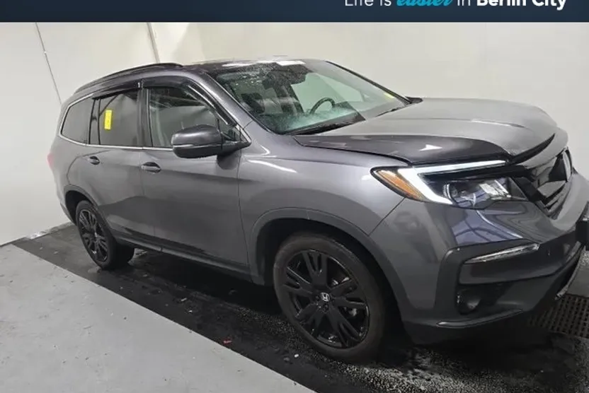 2022 Honda Pilot Special Edition photo 1