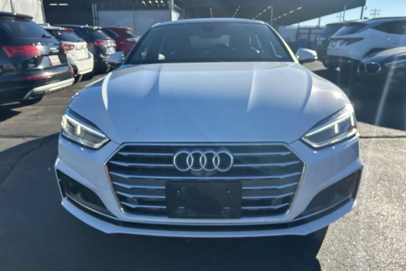 2018 Audi A5 Prestige photo 1
