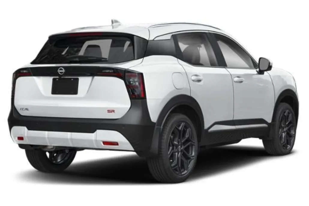 2026 Nissan Kicks SR photo 1